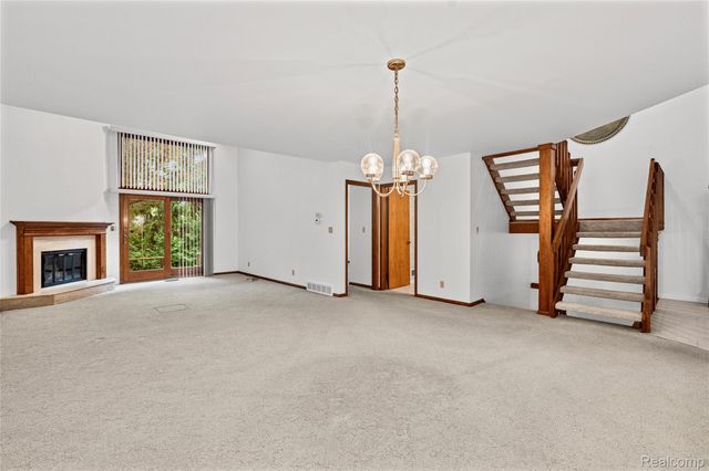 1448 Beaumont Court, Flushing, MI 48433