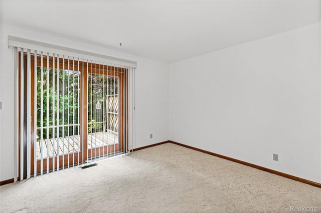 1448 Beaumont Court, Flushing, MI 48433