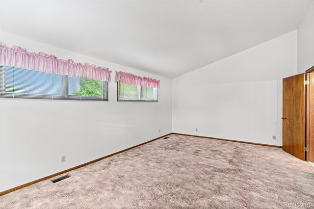 1448 Beaumont Court, Flushing, MI 48433