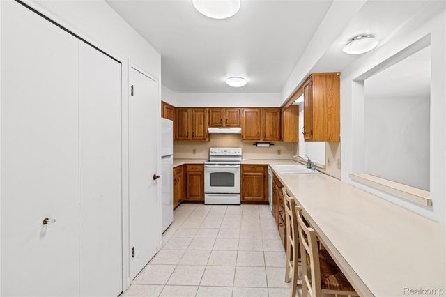 1448 Beaumont Court, Flushing, MI 48433