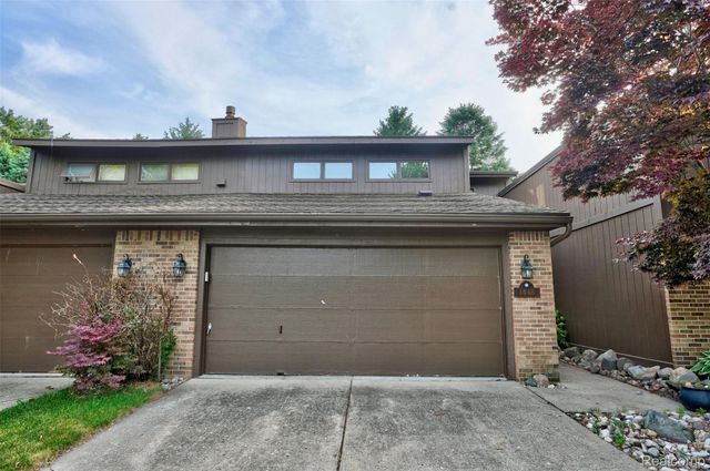 1448 Beaumont Court, Flushing, MI 48433