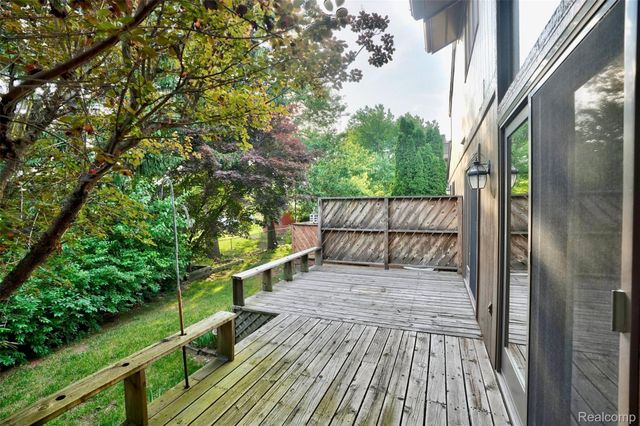 1448 Beaumont Court, Flushing, MI 48433