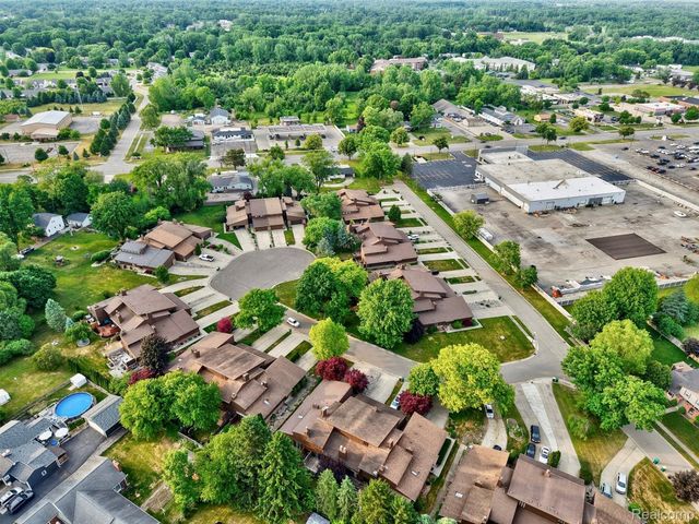 1448 Beaumont Court, Flushing, MI 48433