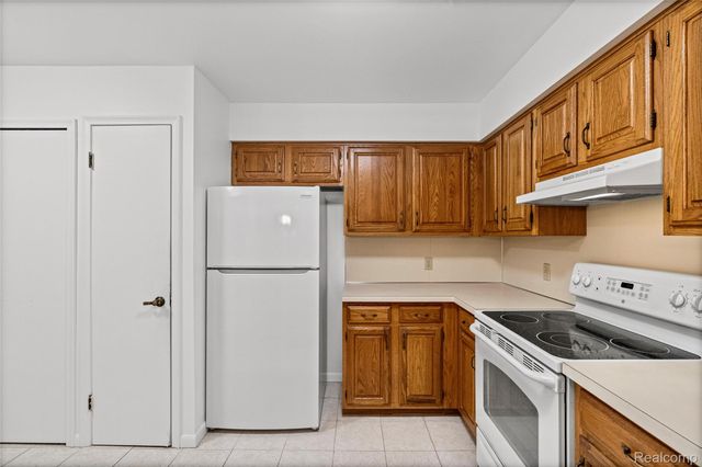 1448 Beaumont Court, Flushing, MI 48433