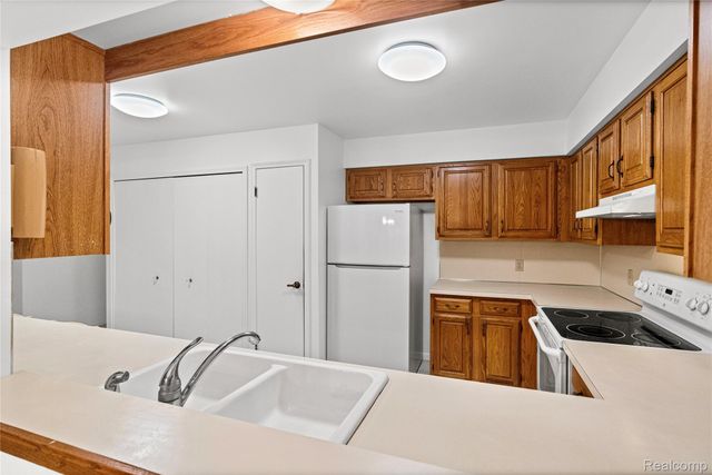 1448 Beaumont Court, Flushing, MI 48433
