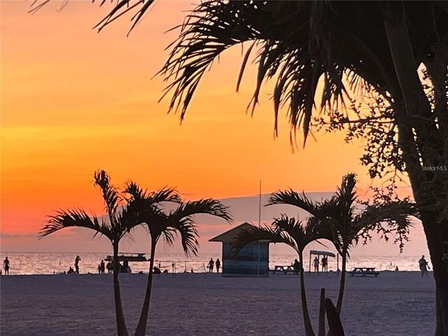 1000 COVE CAY DRIVE 5E, Clearwater, FL 33760