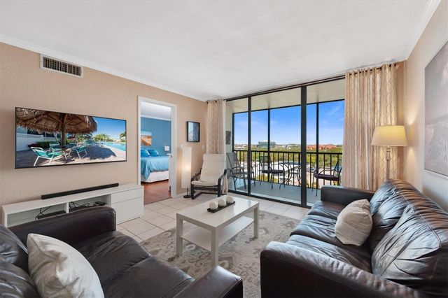 1000 COVE CAY DRIVE 5E, Clearwater, FL 33760