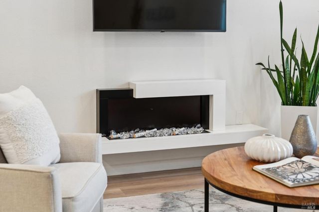 28 Lesina Way, Novato, CA 94945