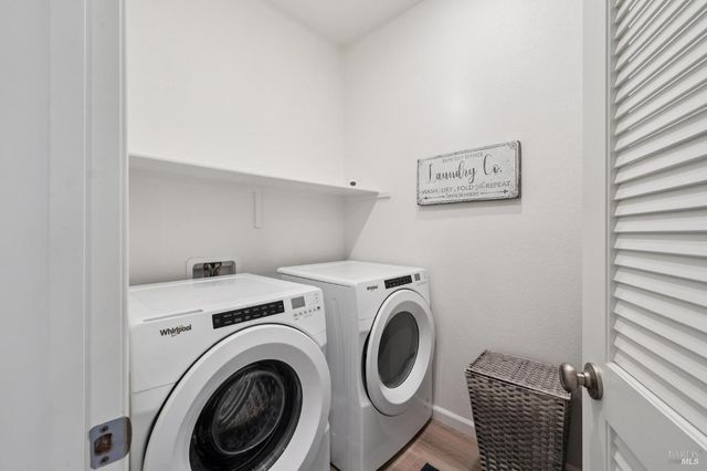 28 Lesina Way, Novato, CA 94945