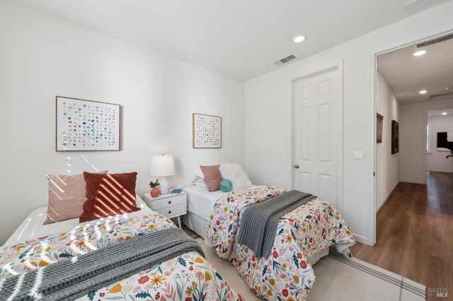 28 Lesina Way, Novato, CA 94945