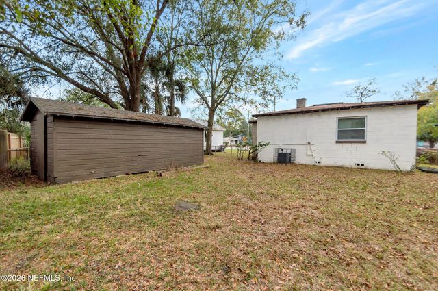 2862 WOODLAND Street, Jacksonville, FL 32209