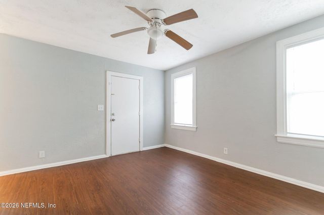 2862 WOODLAND Street, Jacksonville, FL 32209