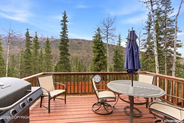 17740 Yellowstone Drive, Eagle River, AK 99577