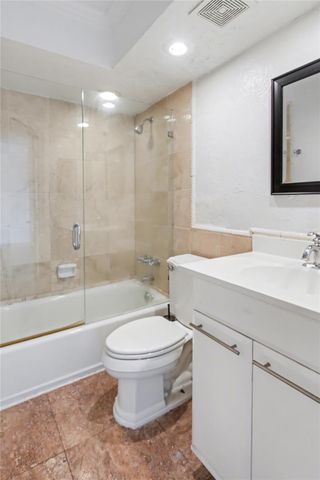 3000 Riomar Street 406, Fort Lauderdale, FL 33304
