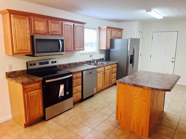 432 Scarlet Oak Drive, London, KY 40741