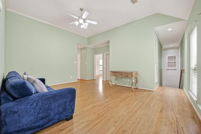 10134 Holly Chase Drive, Houston, TX 77042