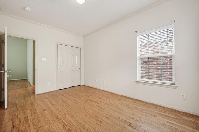 10134 Holly Chase Drive, Houston, TX 77042
