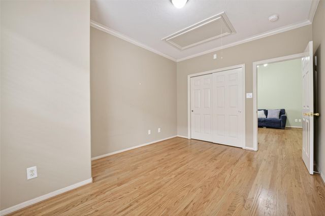 10134 Holly Chase Drive, Houston, TX 77042