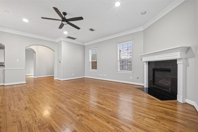 10134 Holly Chase Drive, Houston, TX 77042