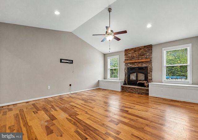 18532 CHERRYFIELD RD, Drayden, MD 20630
