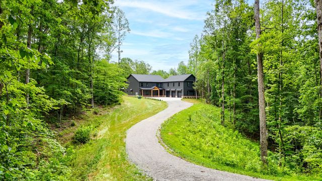 7771 Barnhill Rd, Primm Springs, TN 38476