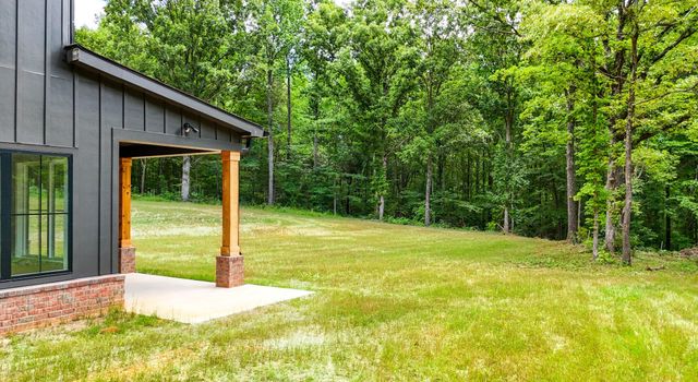 7771 Barnhill Rd, Primm Springs, TN 38476