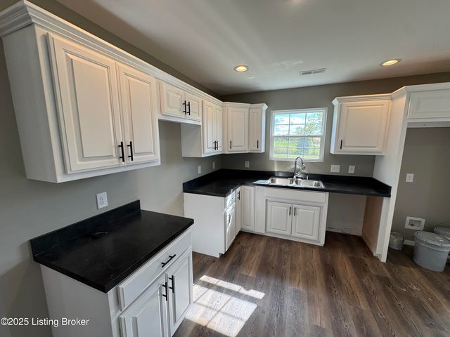 6515 Loretto Rd, Bardstown, KY 40004