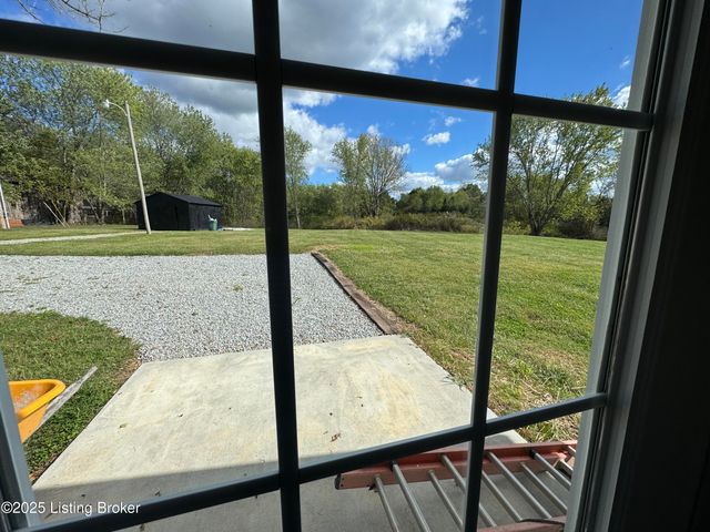 6515 Loretto Rd, Bardstown, KY 40004