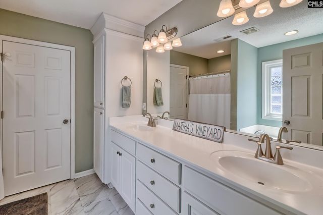 2980 Foxcroft Circle, Sumter, SC 29154