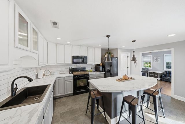 1017 E Talley Street, Garrett, IN 46738