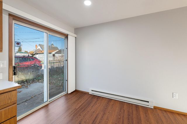 1020 W Lacrosse Ave, Spokane, WA 99208