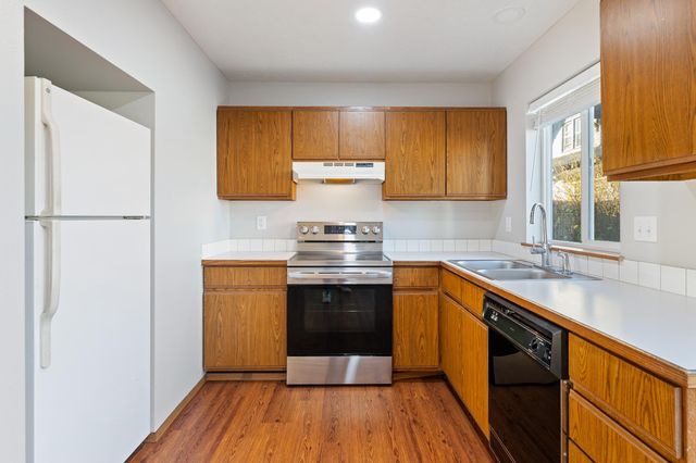 1020 W Lacrosse Ave, Spokane, WA 99208