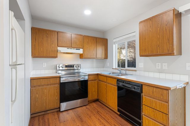 1020 W Lacrosse Ave, Spokane, WA 99208