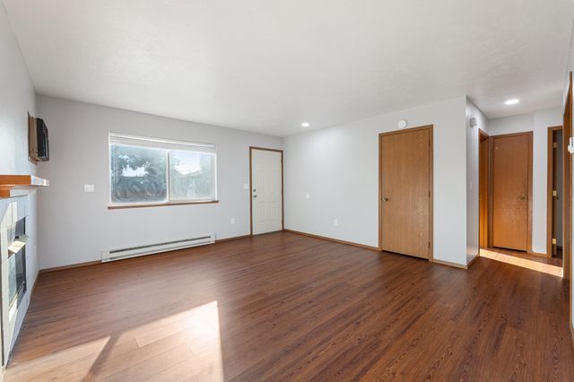 1020 W Lacrosse Ave, Spokane, WA 99208