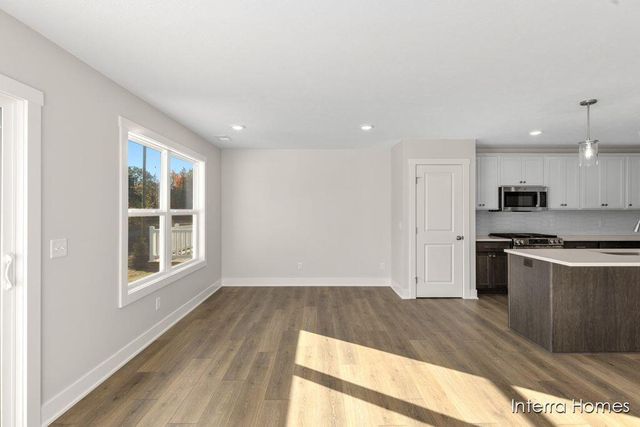 6118 Burgess Drive 11, Spring Lake, MI 49456