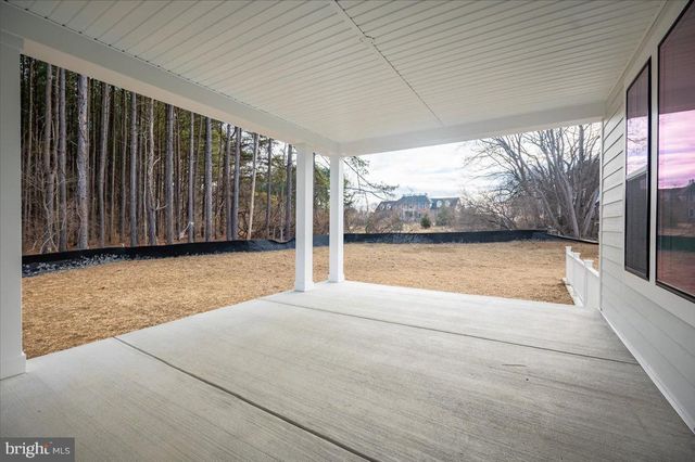 39762 RIVERS EDGE LN, Lovettsville, VA 20180