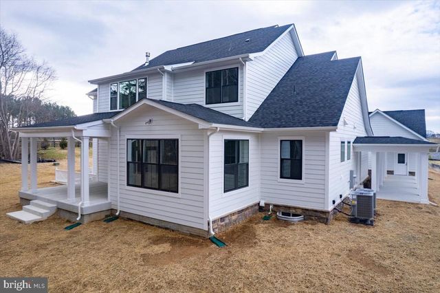 39762 RIVERS EDGE LN, Lovettsville, VA 20180