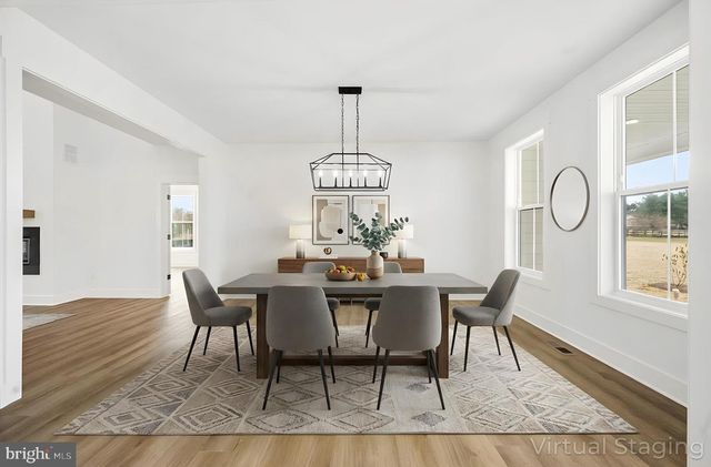 39762 RIVERS EDGE LN, Lovettsville, VA 20180