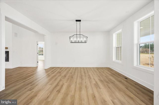 39762 RIVERS EDGE LN, Lovettsville, VA 20180