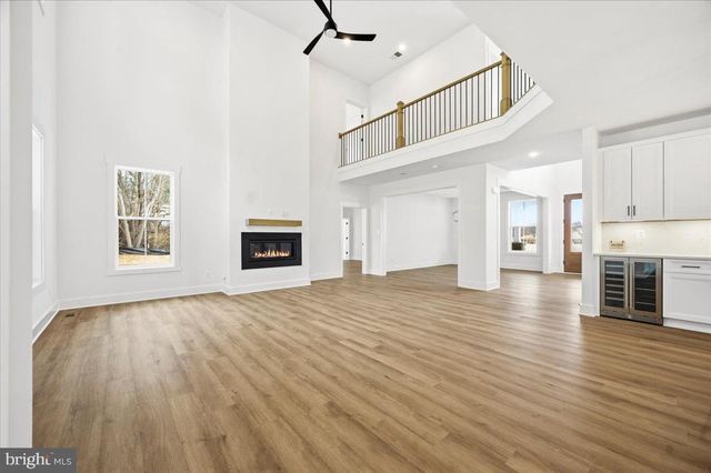 39762 RIVERS EDGE LN, Lovettsville, VA 20180