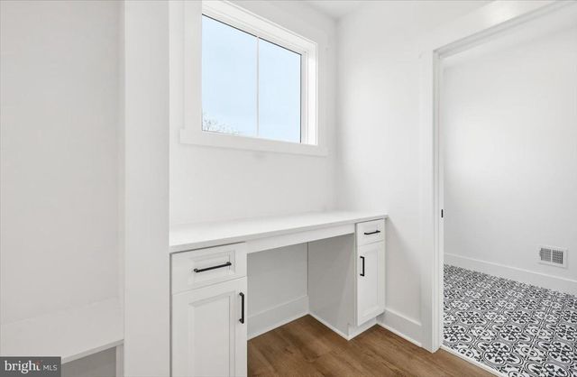 39762 RIVERS EDGE LN, Lovettsville, VA 20180