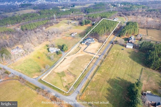 39762 RIVERS EDGE LN, Lovettsville, VA 20180