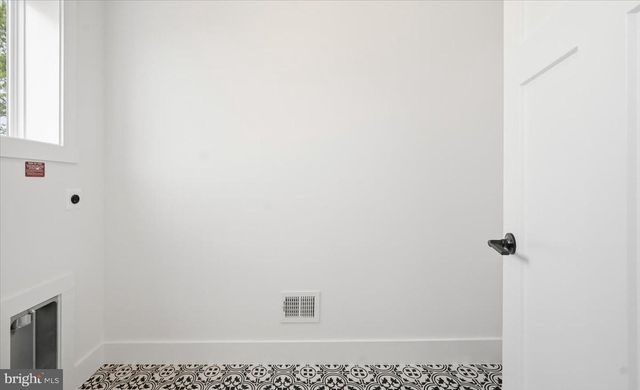 39762 RIVERS EDGE LN, Lovettsville, VA 20180