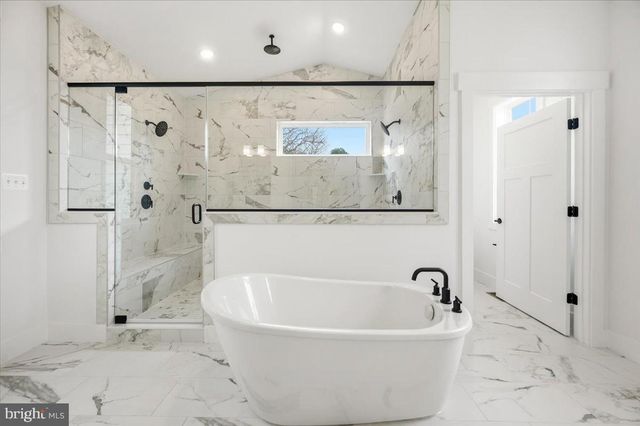 39762 RIVERS EDGE LN, Lovettsville, VA 20180