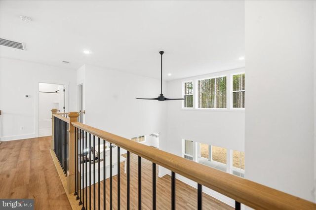 39762 RIVERS EDGE LN, Lovettsville, VA 20180