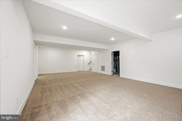 39762 RIVERS EDGE LN, Lovettsville, VA 20180