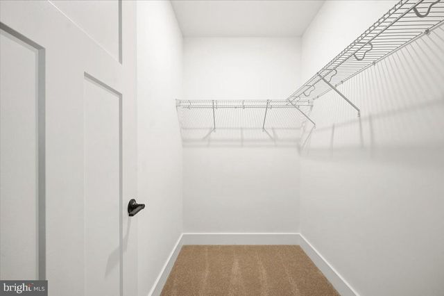 39762 RIVERS EDGE LN, Lovettsville, VA 20180