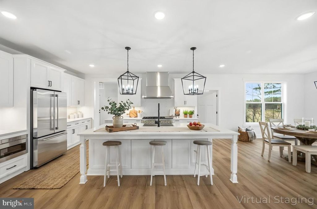 39762 RIVERS EDGE LN, Lovettsville, VA 20180