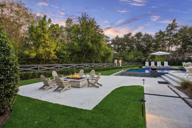 1525 Travis Street, Columbus, TX 78934