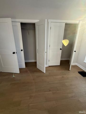 811 W Kirkwood Avenue, Bloomington, IN 47404